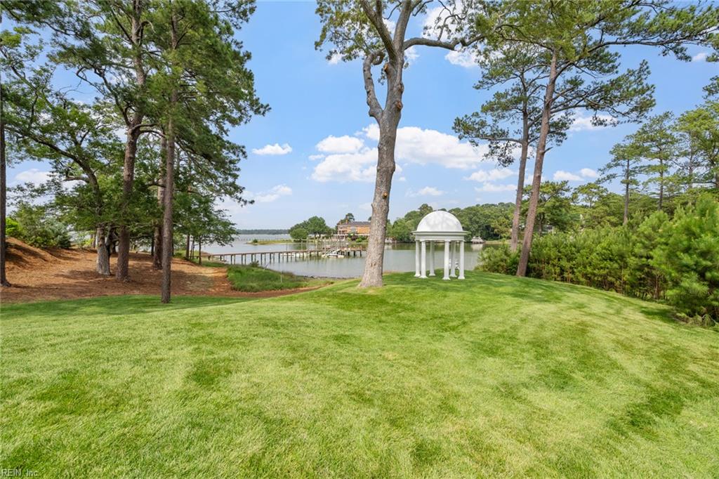 1680 Godfrey LN Virginia Beach VA, 23454