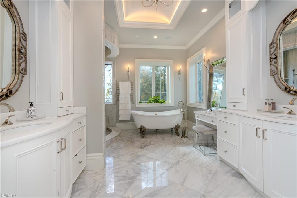 1680 Godfrey LN Virginia Beach VA, 23454