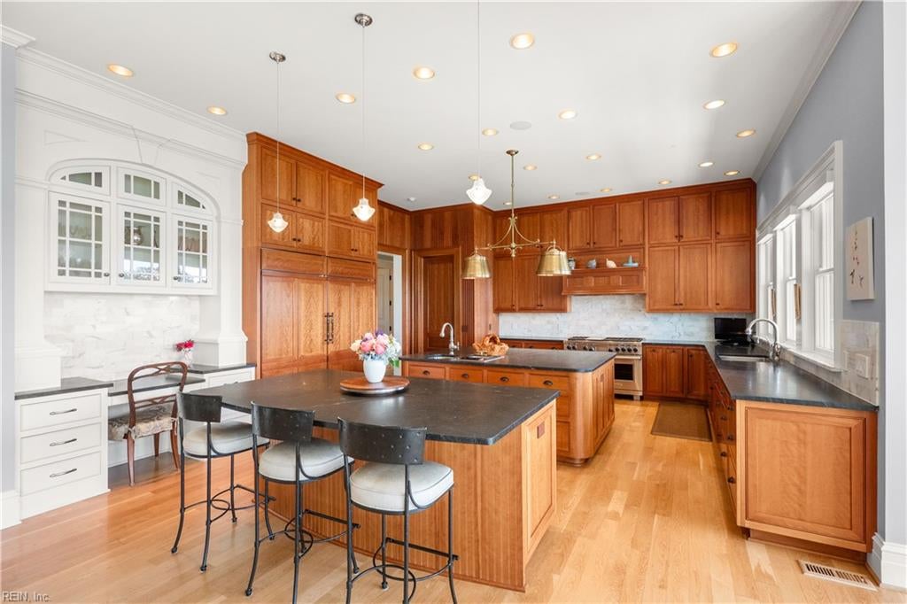 1700 River CT Virginia Beach VA, 23454