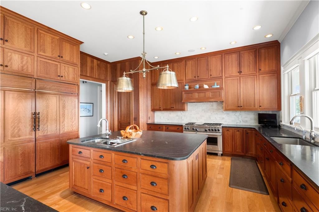 1700 River CT Virginia Beach VA, 23454