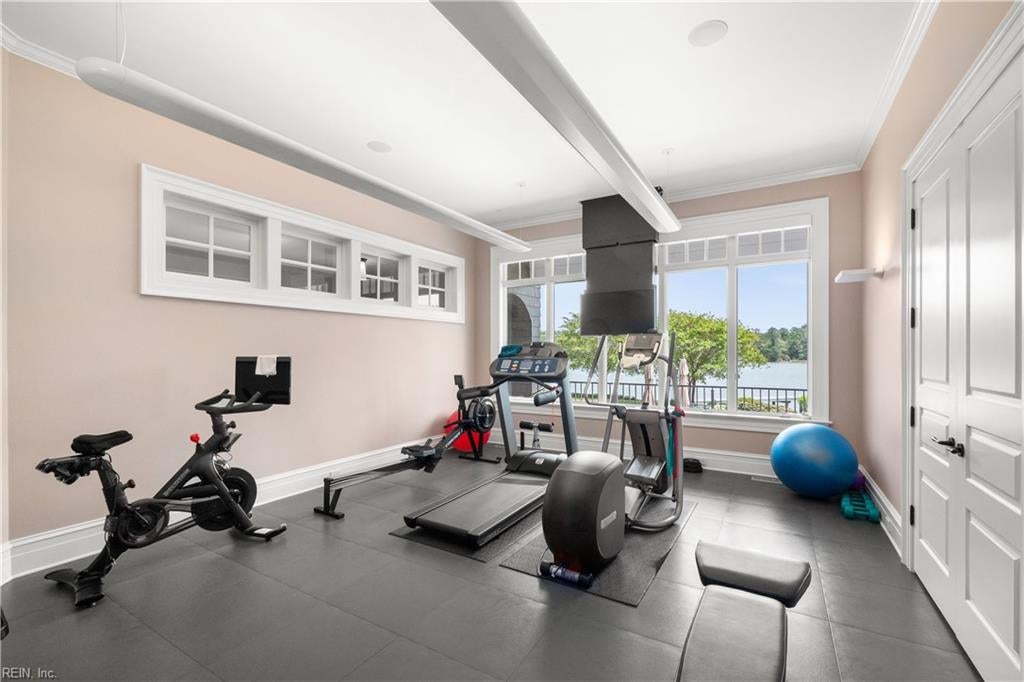 1700 River CT Virginia Beach VA, 23454